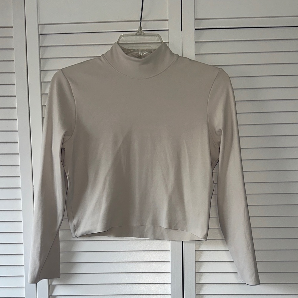 Nike Cream Long Sleeve Women's Top